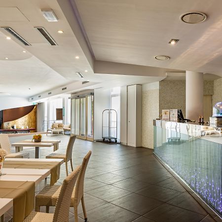 Mercure Olbia Exterior photo